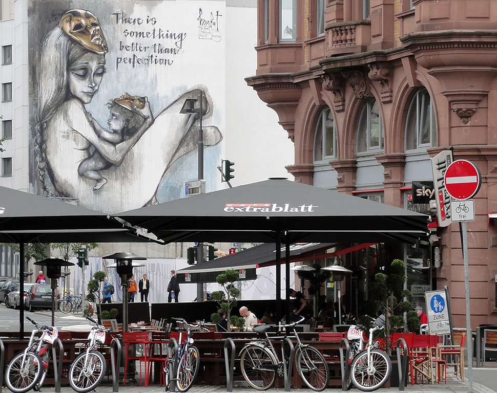 frankfurt-streetart-mural-graffiti-herakut-better-tha-perfection-1